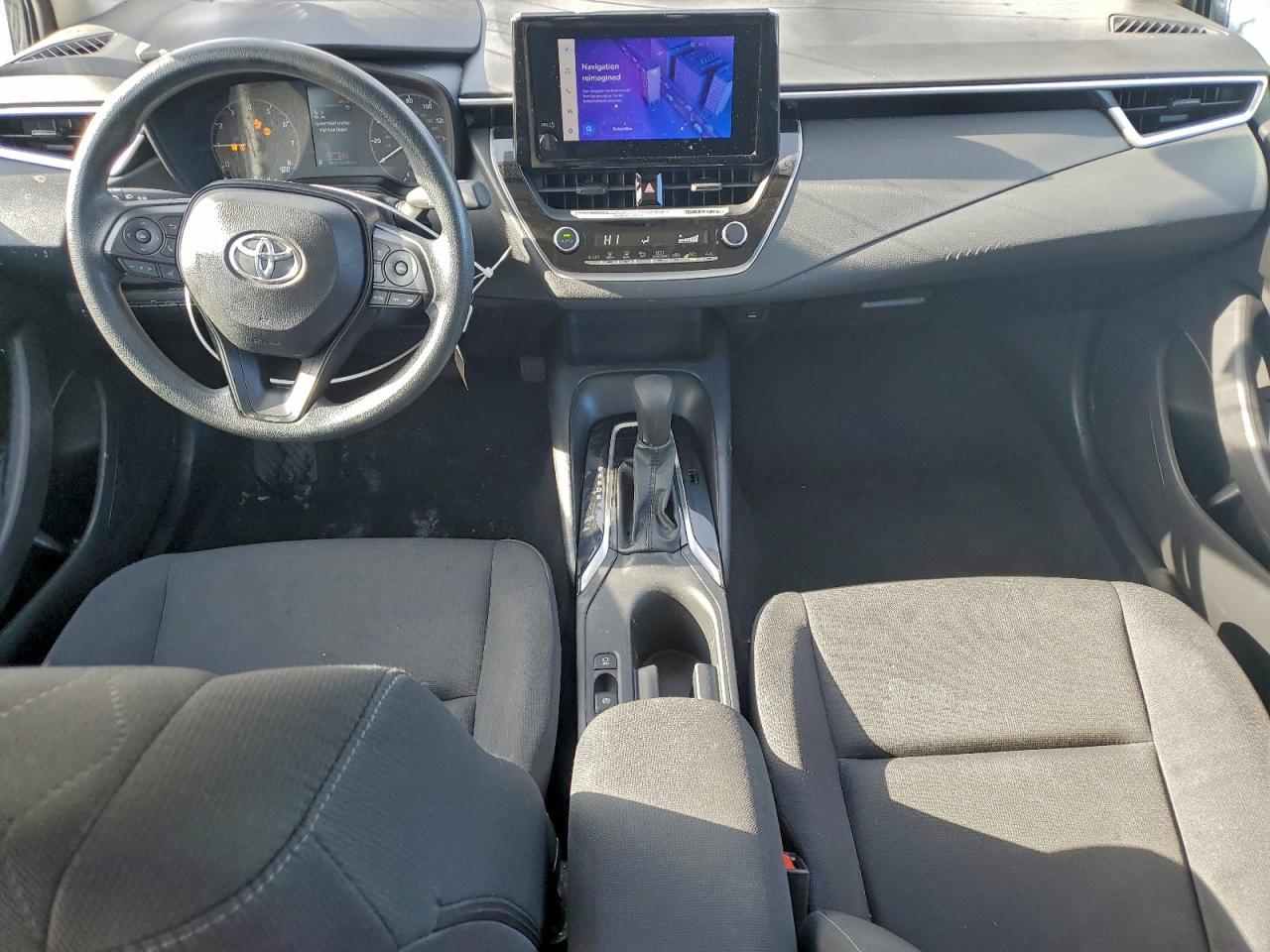 2024 TOYOTA COROLLA LE photo 8