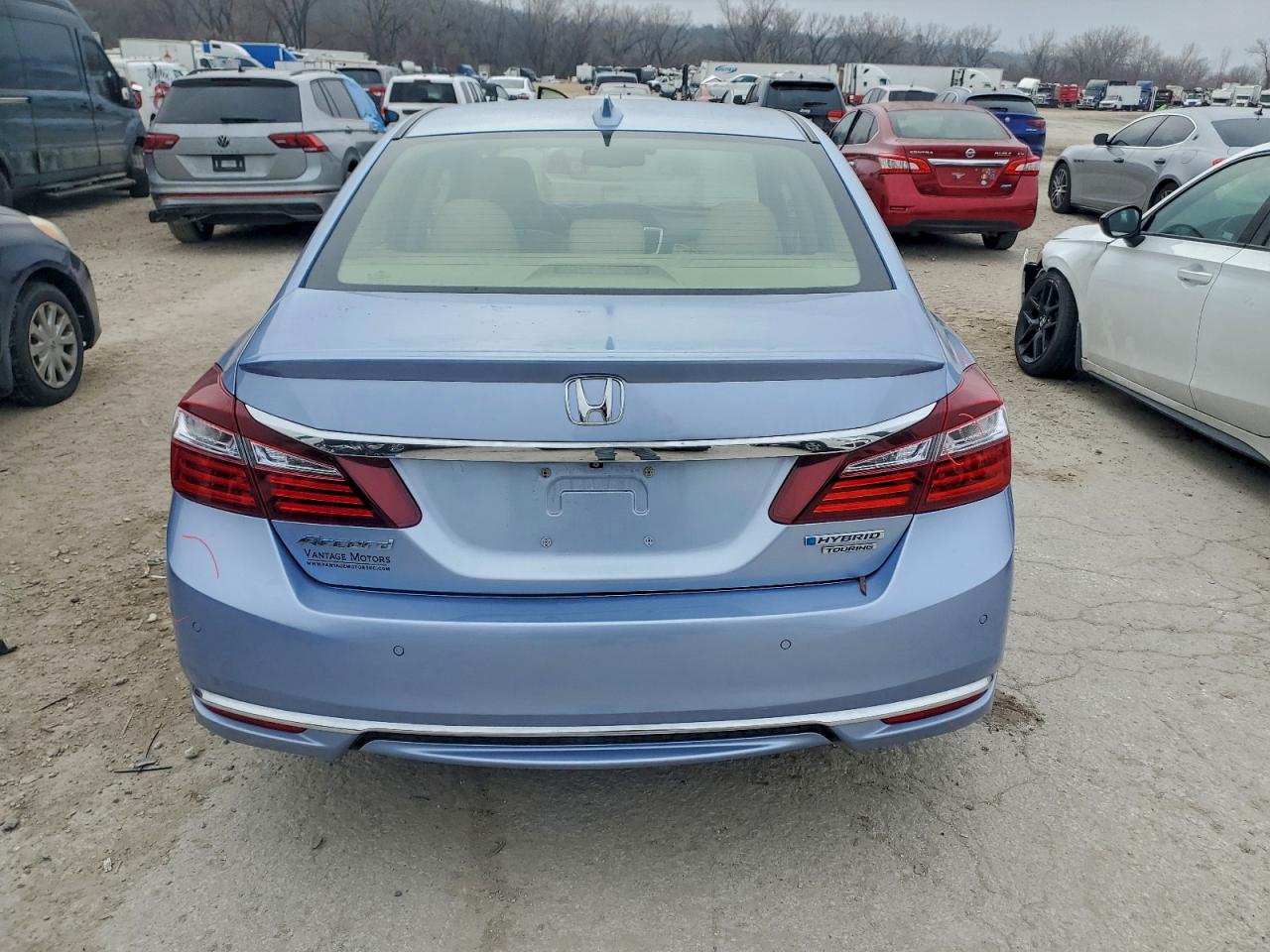 2017 HONDA ACCORD TOURING HYBRID photo 6