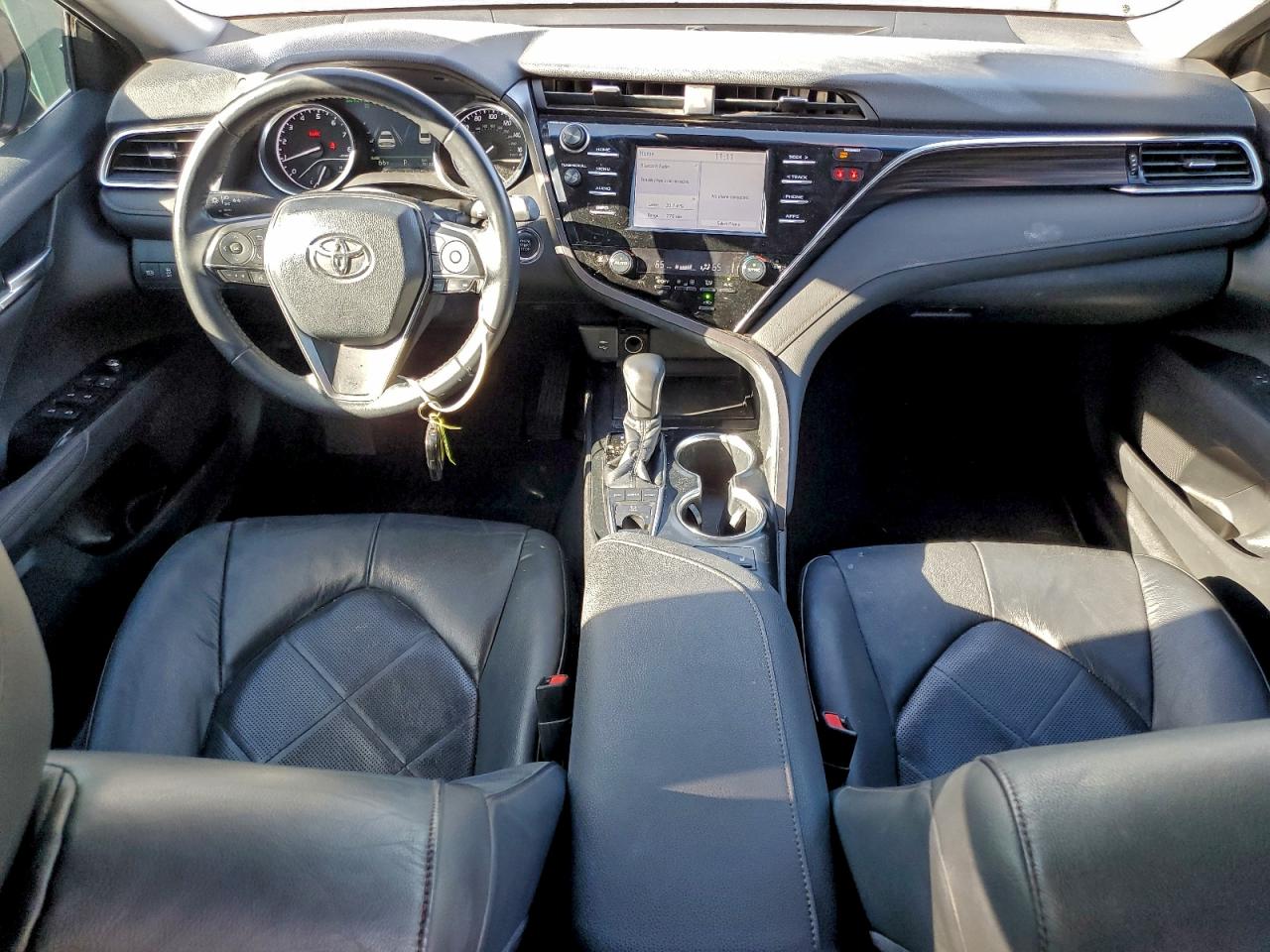 2018 TOYOTA CAMRY L photo 8