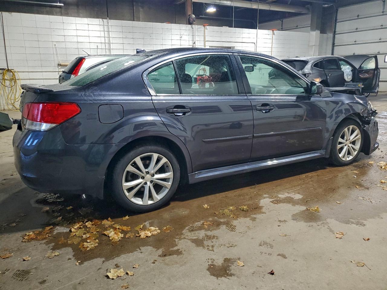 2013 SUBARU LEGACY 2.5I LIMITED photo 3