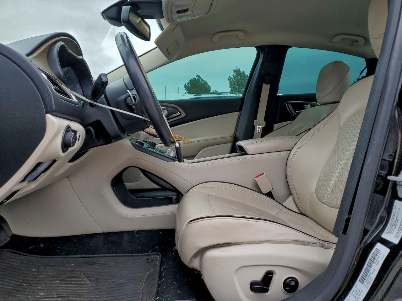 2015 CHRYSLER 200 C photo 7
