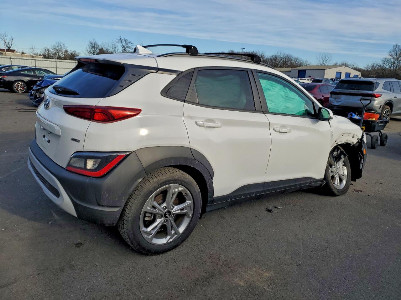 2022 HYUNDAI KONA SEL photo 3