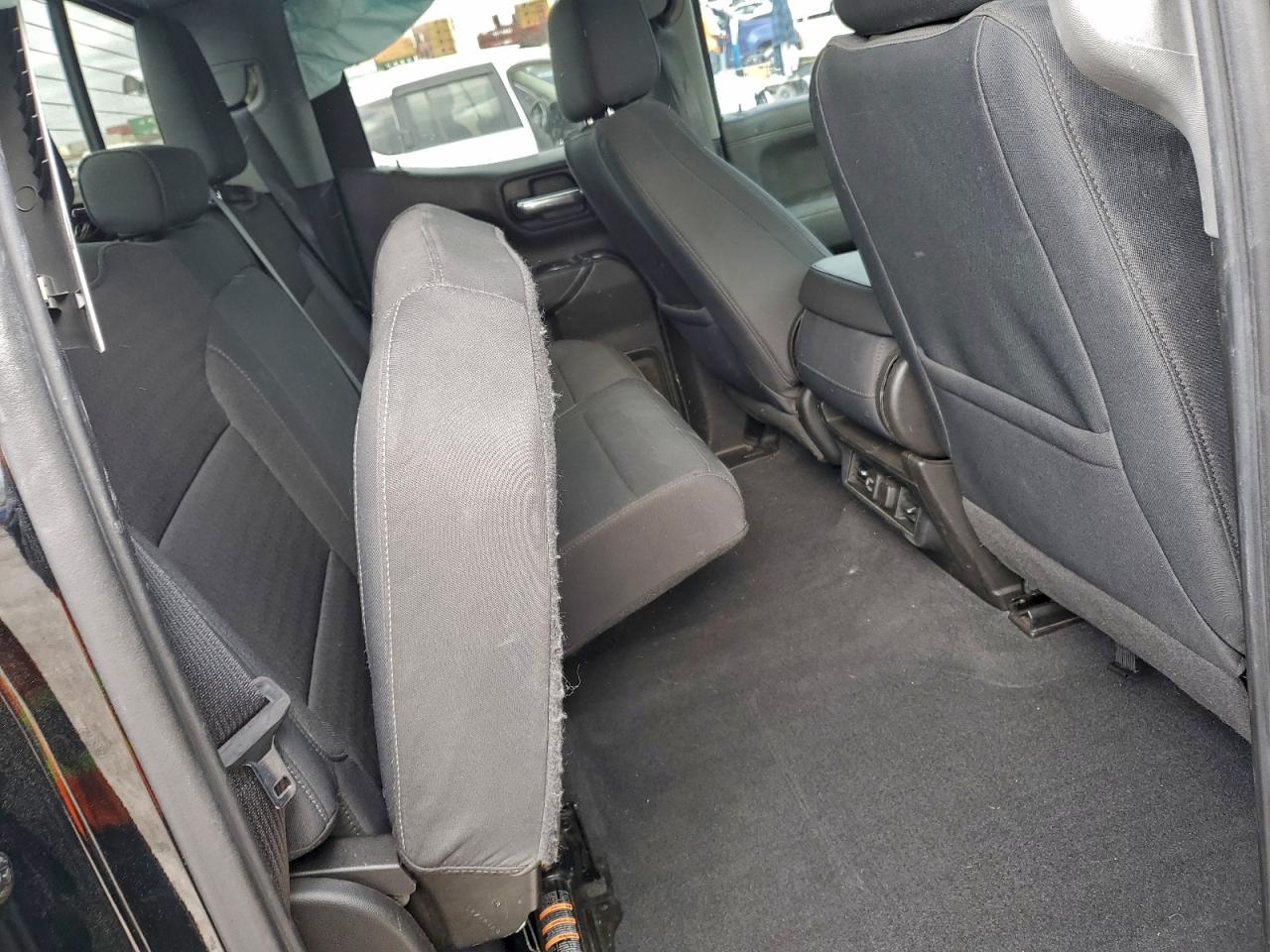 2019 CHEVROLET SILVERADO K1500 LT photo 10