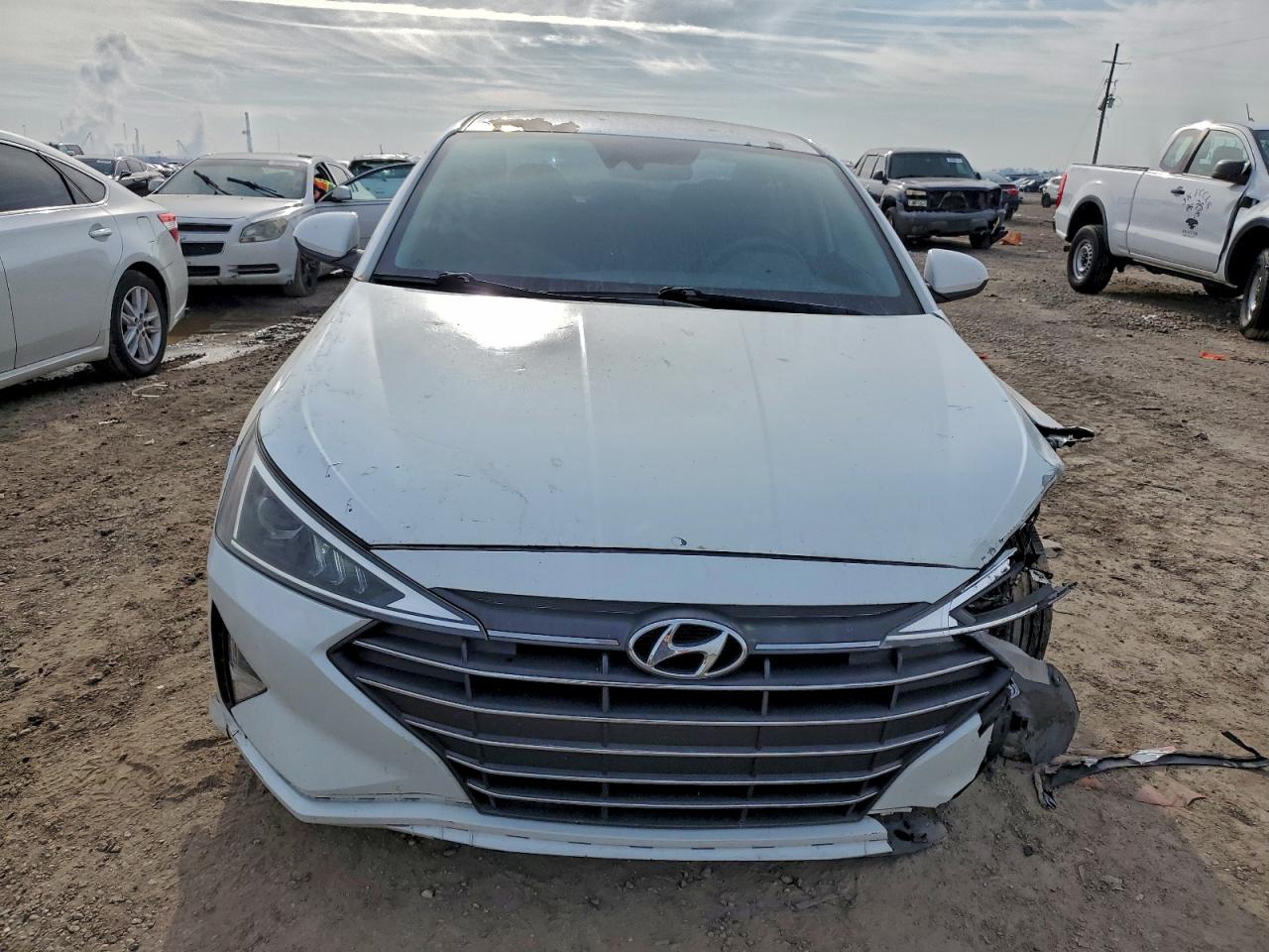 2019 HYUNDAI ELANTRA SEL photo 5