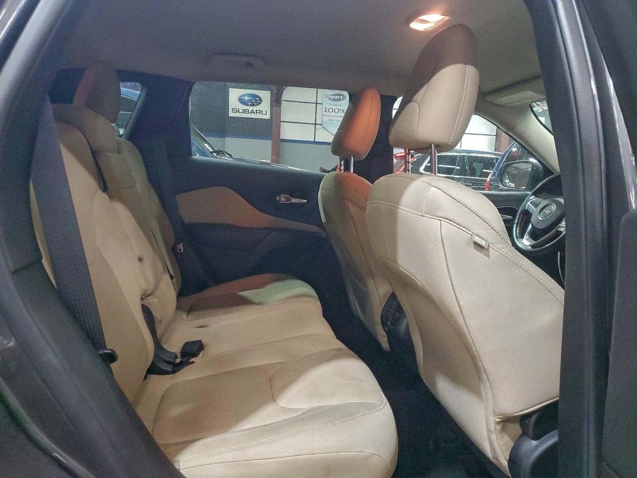 2015 JEEP CHEROKEE LATITUDE photo 11