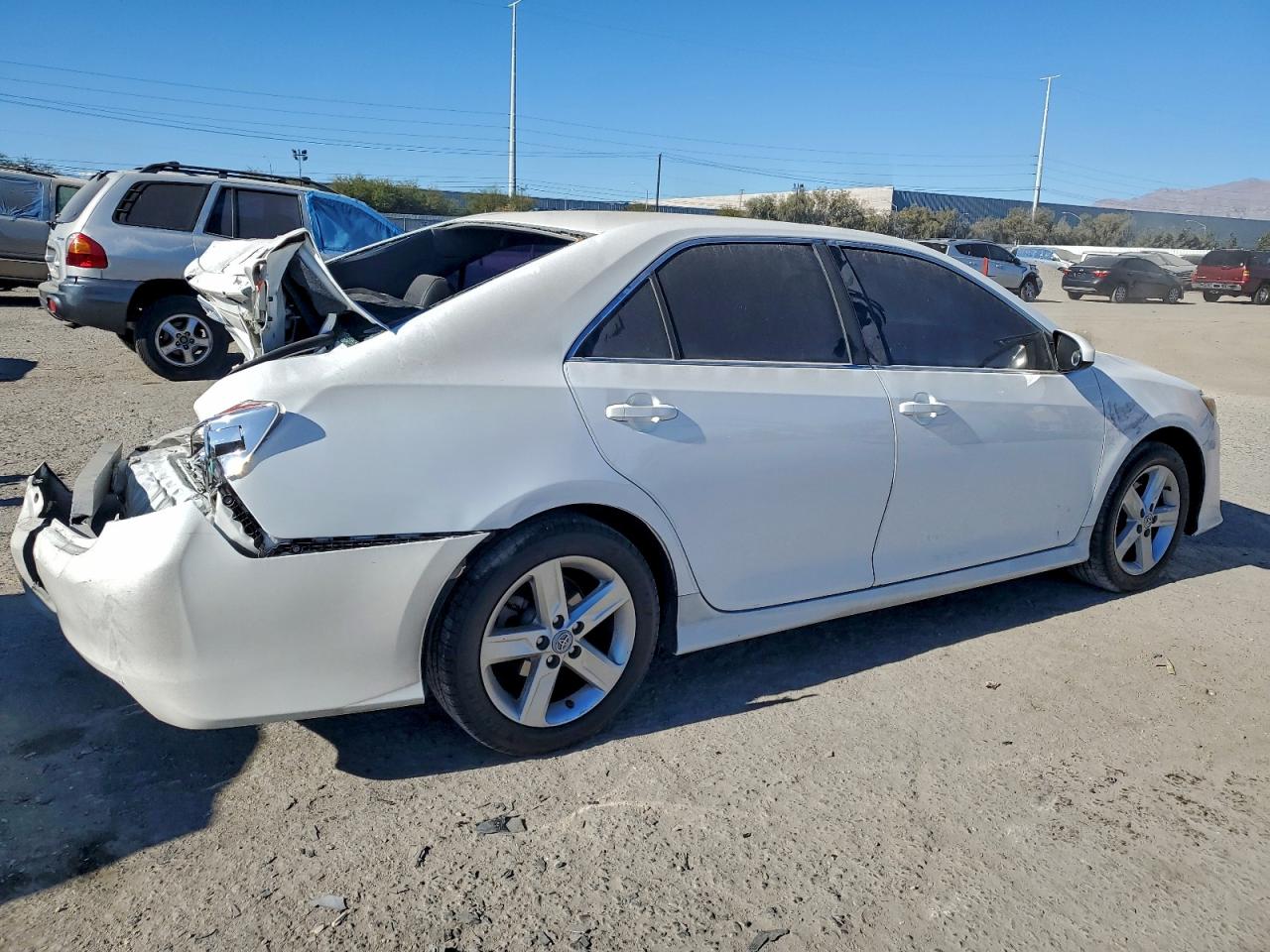 2012 TOYOTA CAMRY BASE photo 3