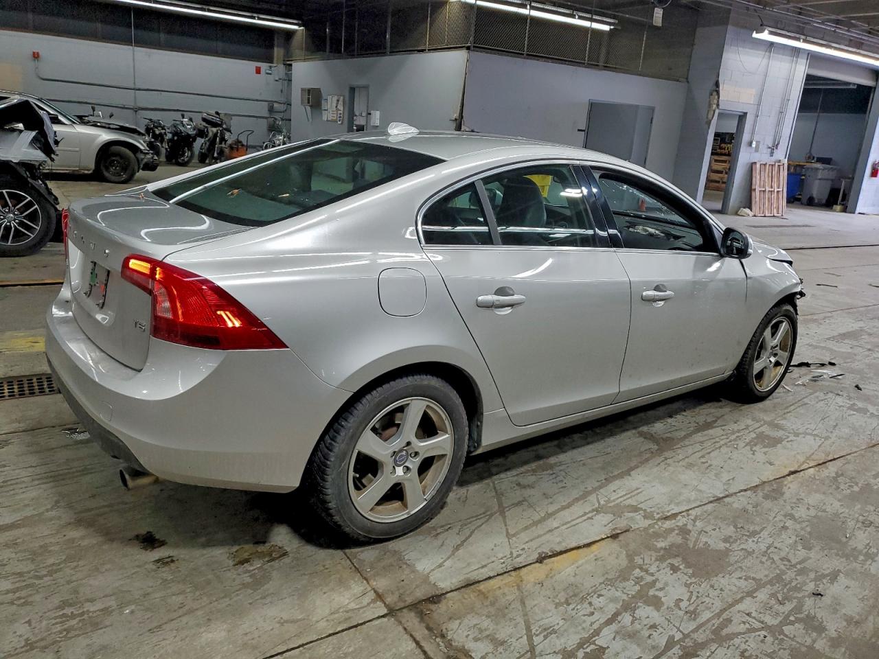 2012 VOLVO S60 T5 photo 3