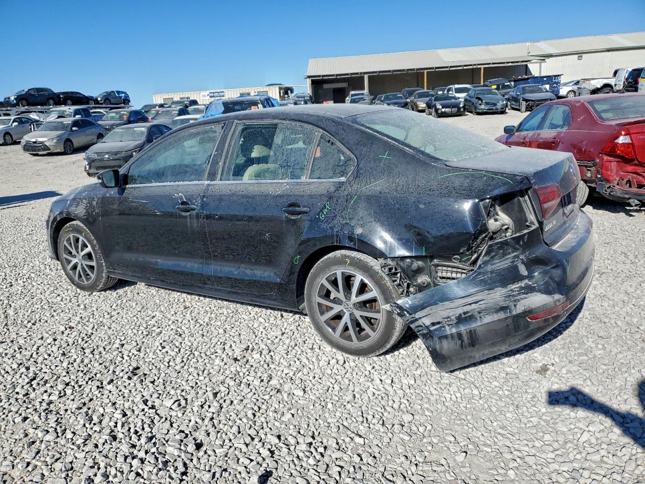 2017 VOLKSWAGEN JETTA SE photo 2