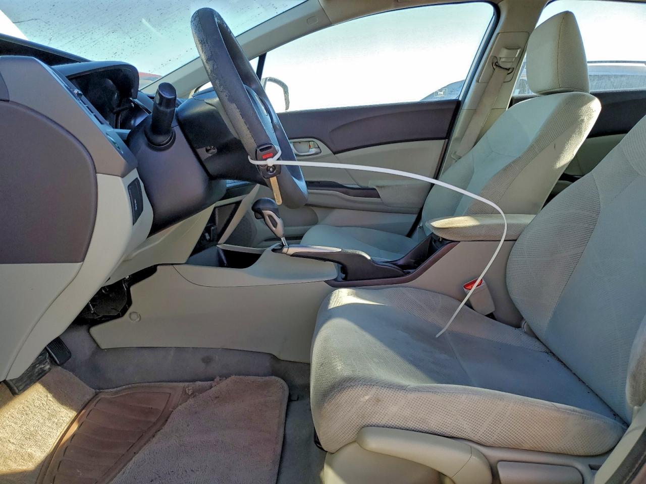 2012 HONDA CIVIC LX photo 7
