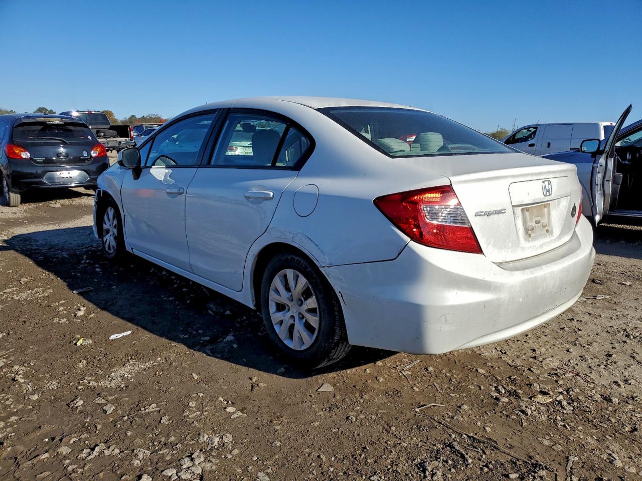 2012 HONDA CIVIC LX photo 2