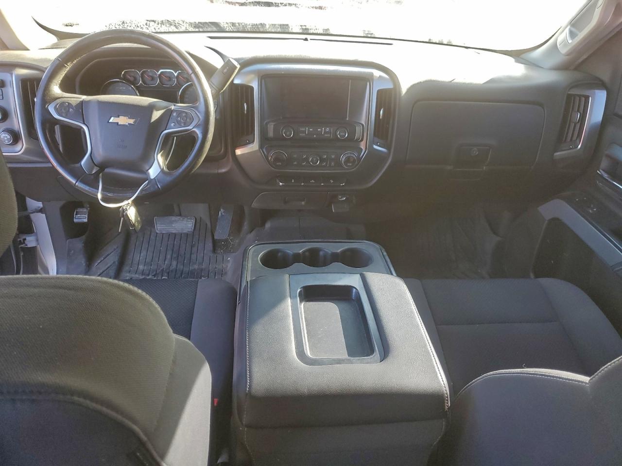 2018 CHEVROLET SILVERADO K1500 LT photo 8