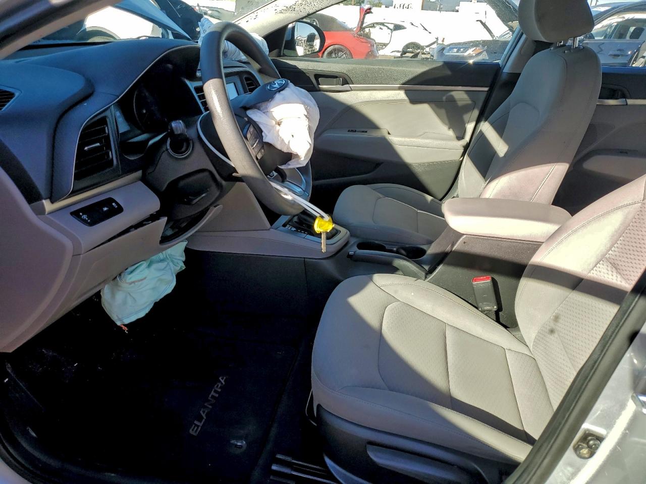 2020 HYUNDAI ELANTRA SE photo 7
