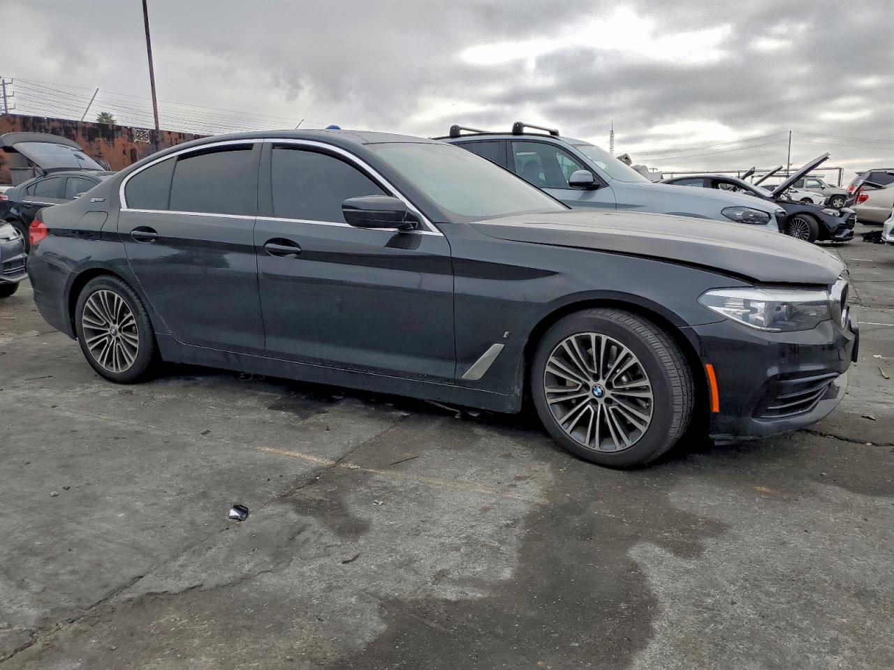 2019 BMW 530E photo 4