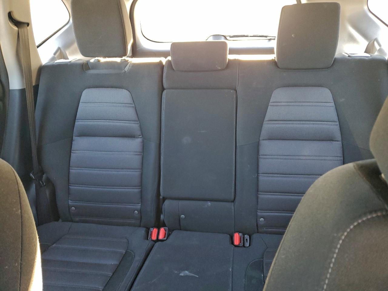 2018 HONDA CR-V LX photo 10