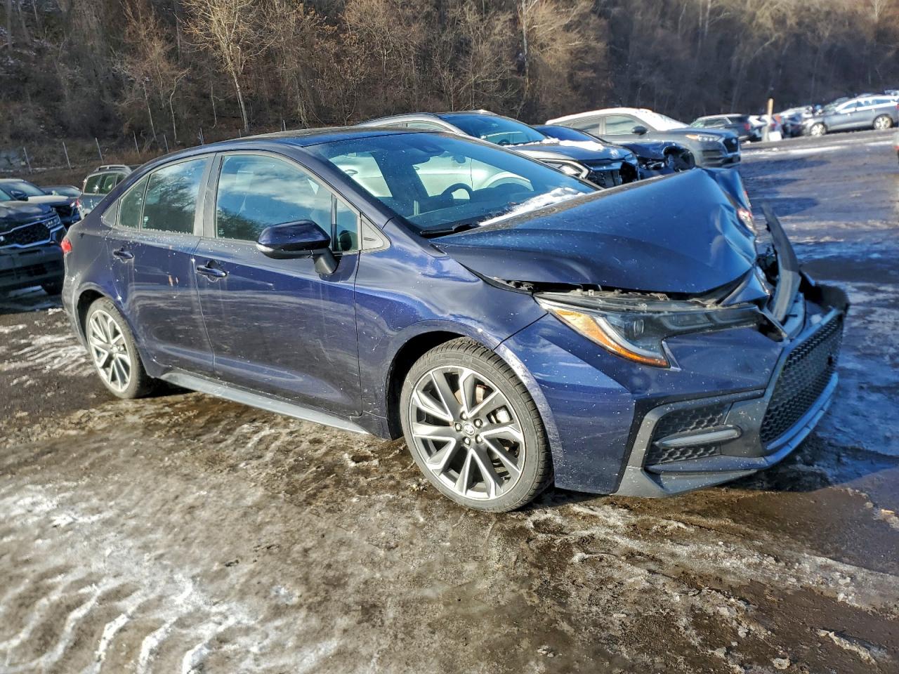 2022 TOYOTA COROLLA SE photo 4