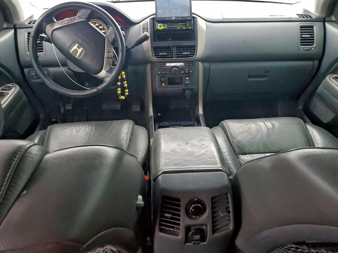2008 HONDA PILOT photo 8
