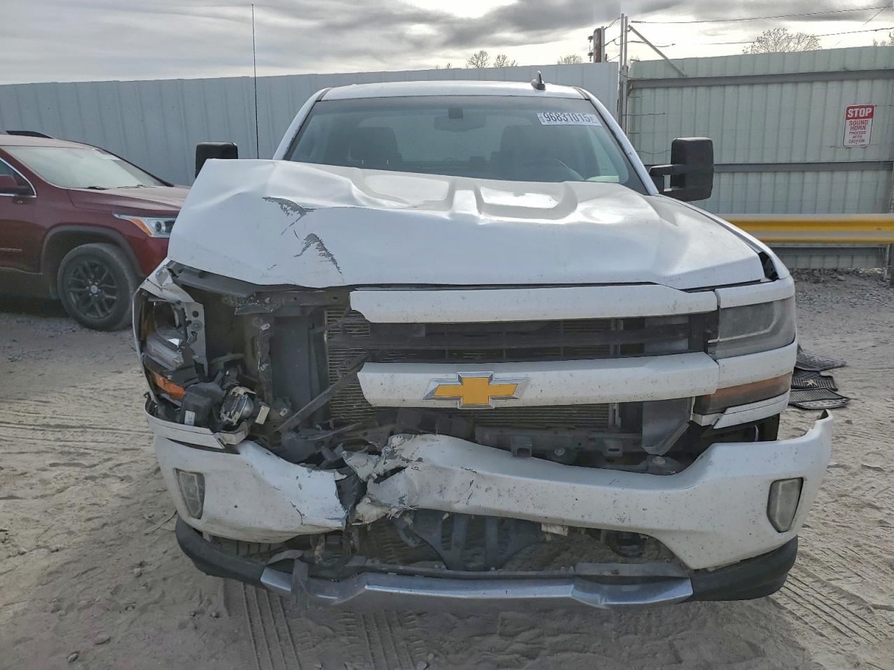 2016 CHEVROLET SILVERADO K1500 LT photo 5