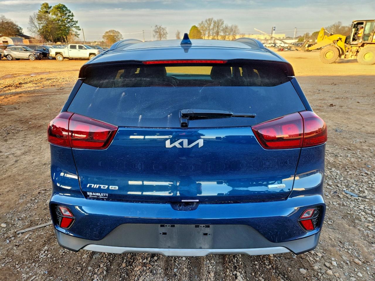 2022 KIA NIRO LX photo 6