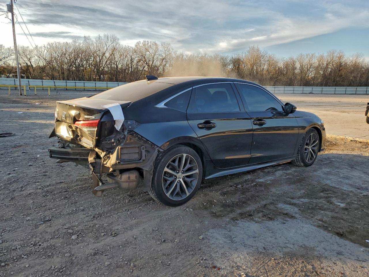2022 HONDA CIVIC TOURING photo 3