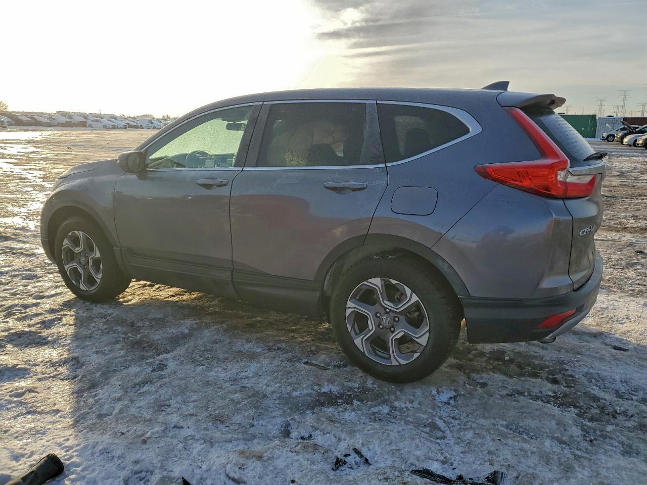 2018 HONDA CR-V EX photo 2