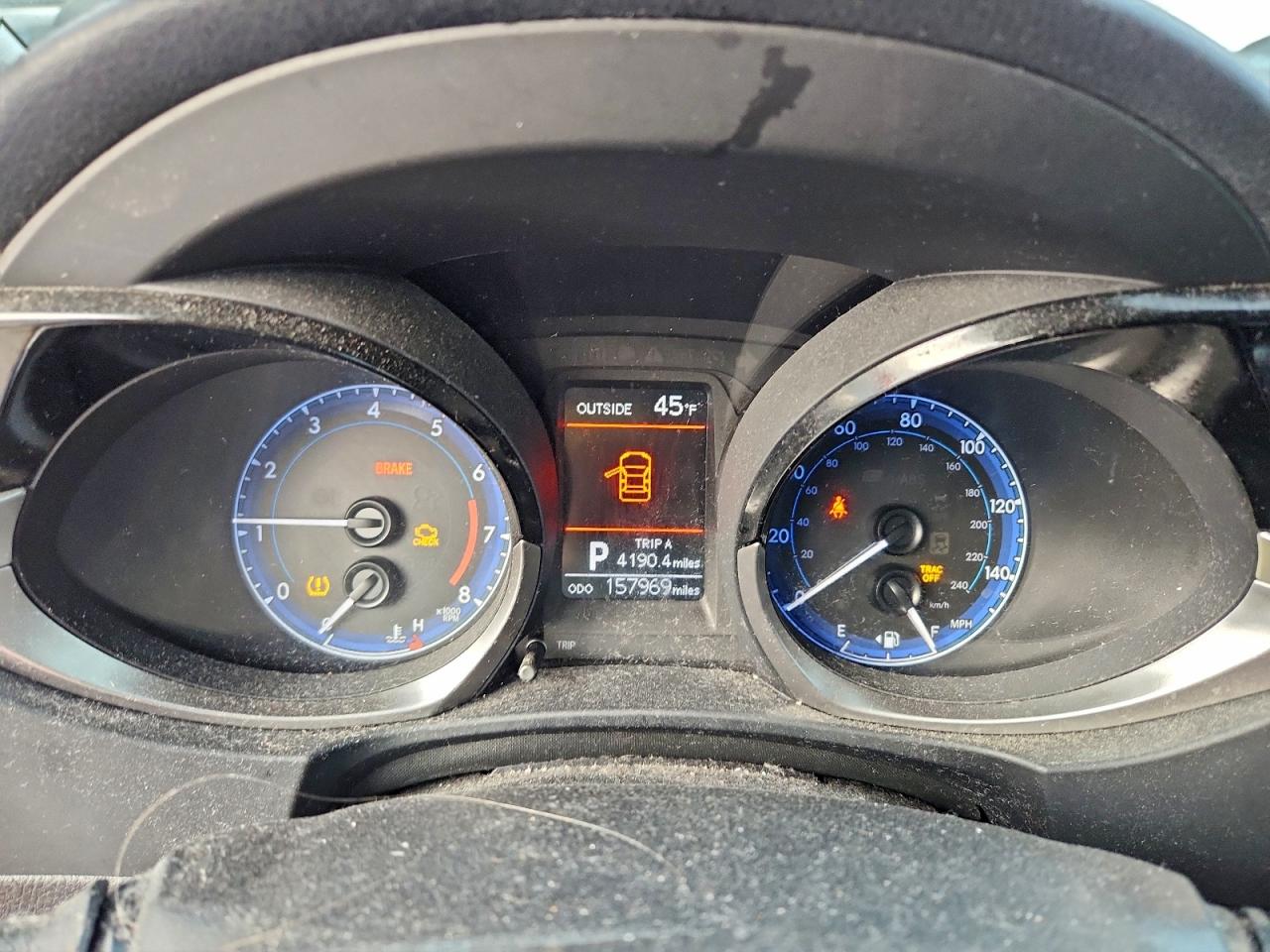 2014 TOYOTA COROLLA L photo 9