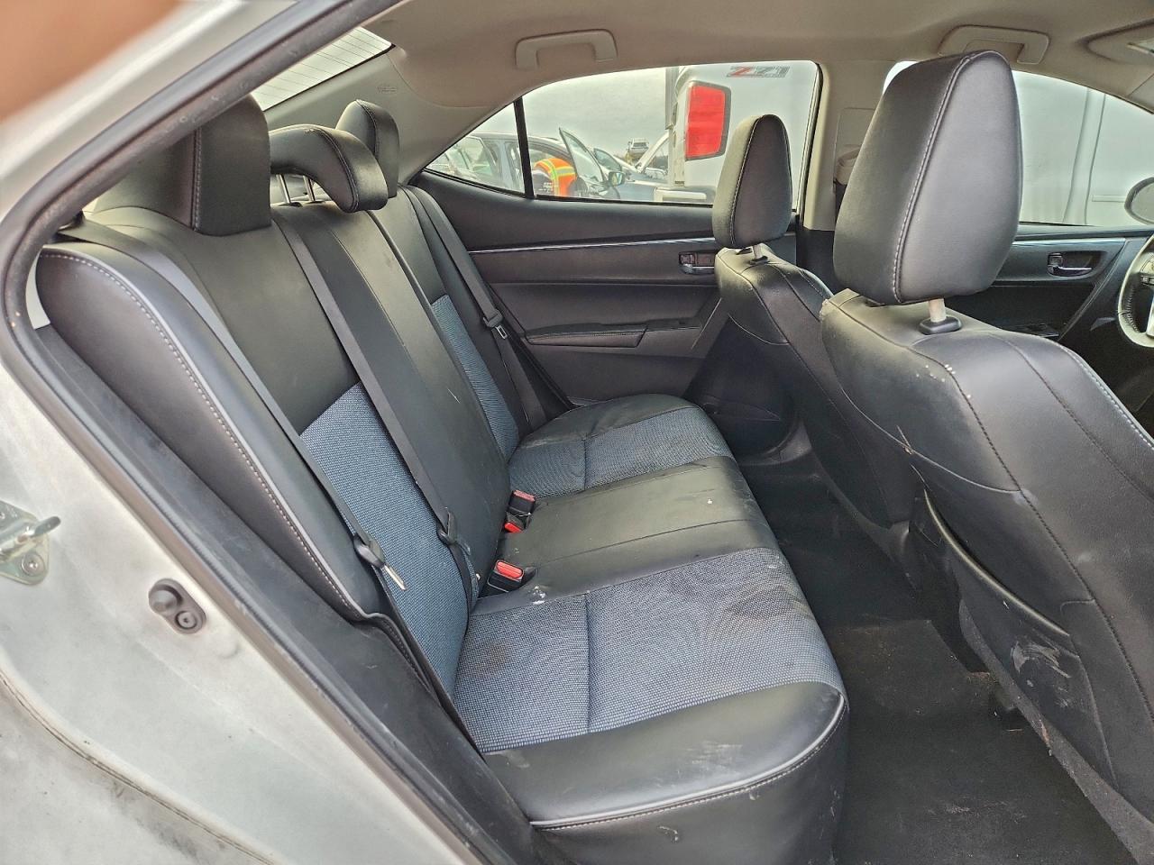 2014 TOYOTA COROLLA L photo 10