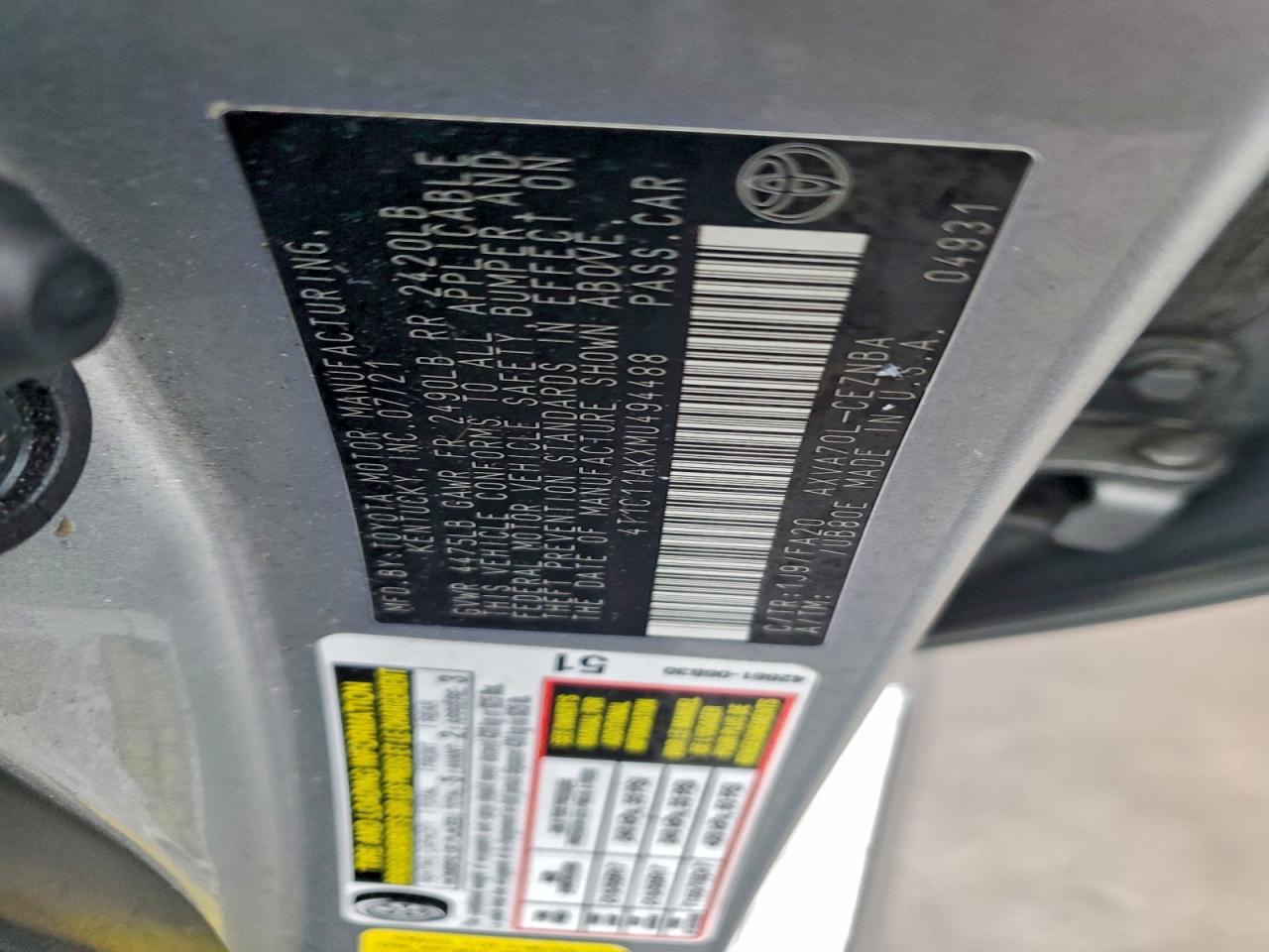 2021 TOYOTA CAMRY LE photo 12