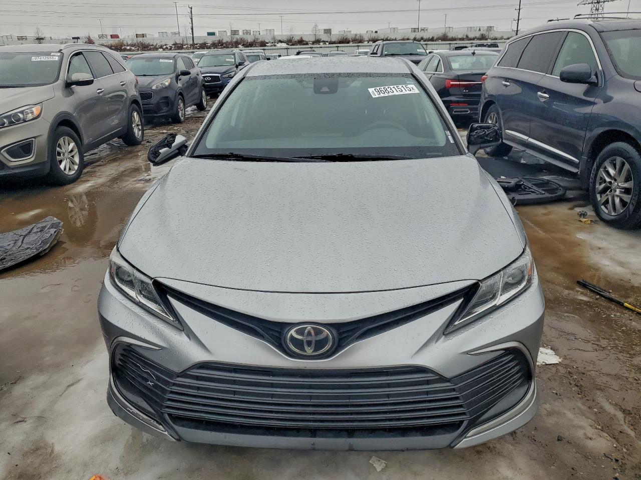 2021 TOYOTA CAMRY LE photo 5