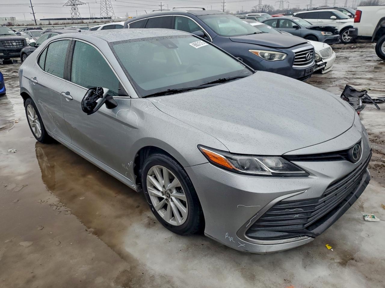 2021 TOYOTA CAMRY LE photo 4