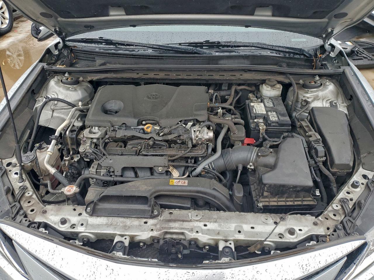 2021 TOYOTA CAMRY LE photo 11