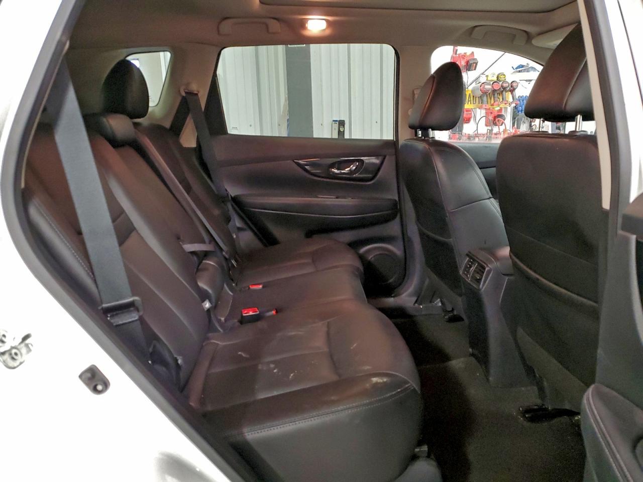 2020 NISSAN ROGUE S photo 11
