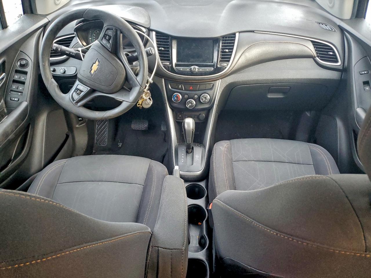 2019 CHEVROLET TRAX 1LT photo 8
