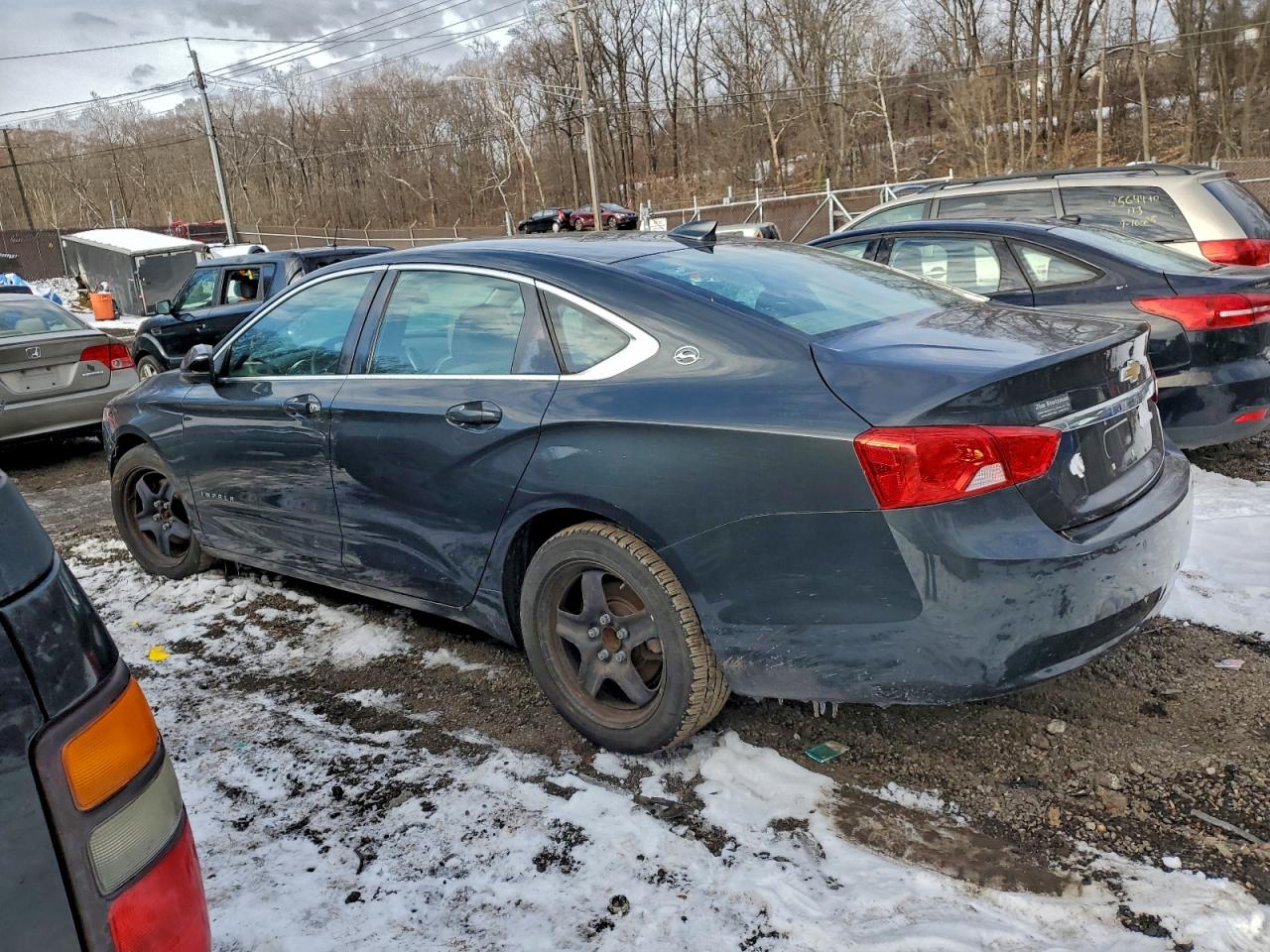 2015 CHEVROLET IMPALA LS photo 2