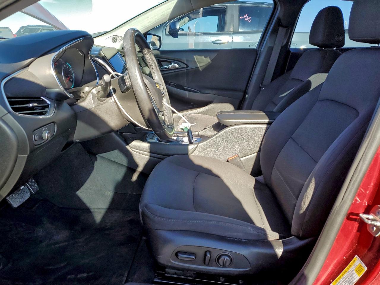 2017 CHEVROLET MALIBU HYBRID photo 7