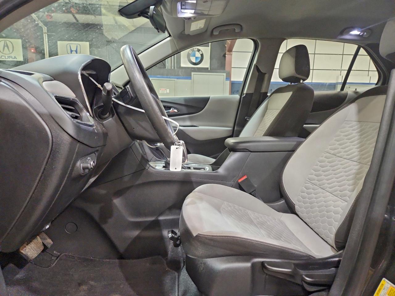2018 CHEVROLET EQUINOX photo 7