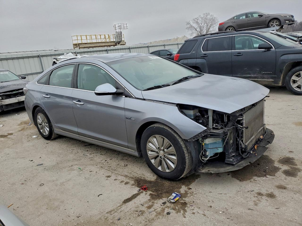 2017 HYUNDAI SONATA HYBRID photo 4