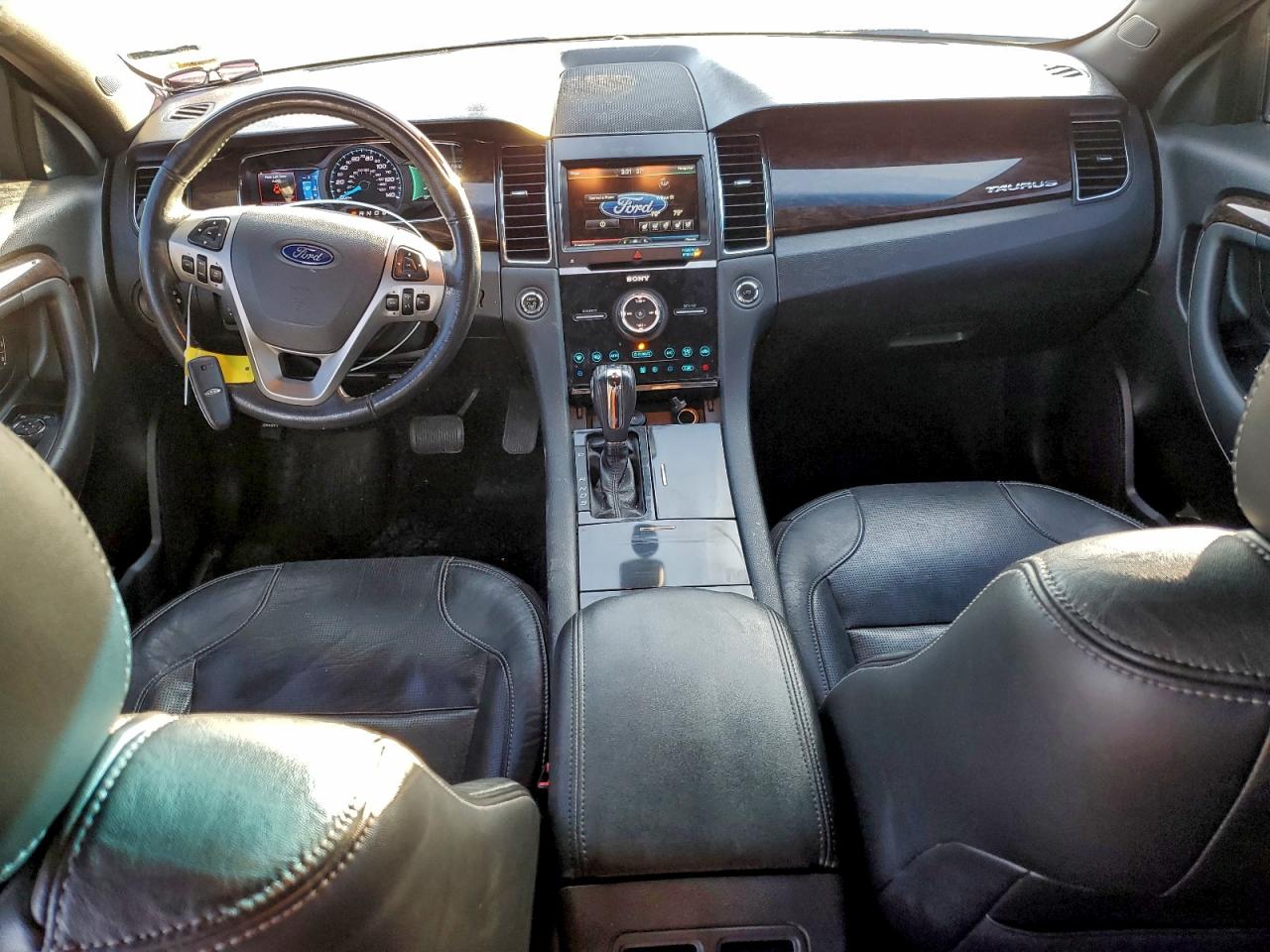 2015 FORD TAURUS LIMITED photo 8