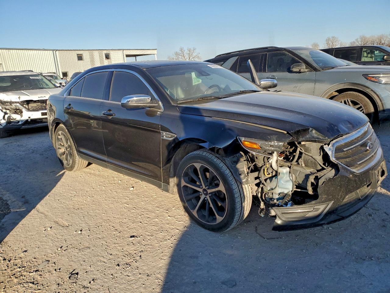 2015 FORD TAURUS LIMITED photo 4
