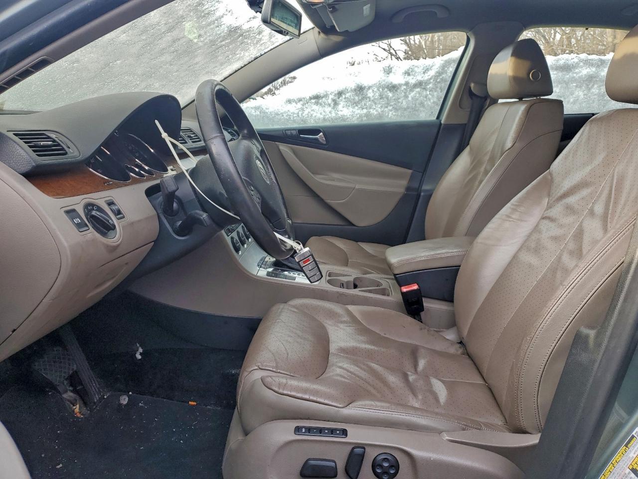 2008 VOLKSWAGEN PASSAT LUX photo 7