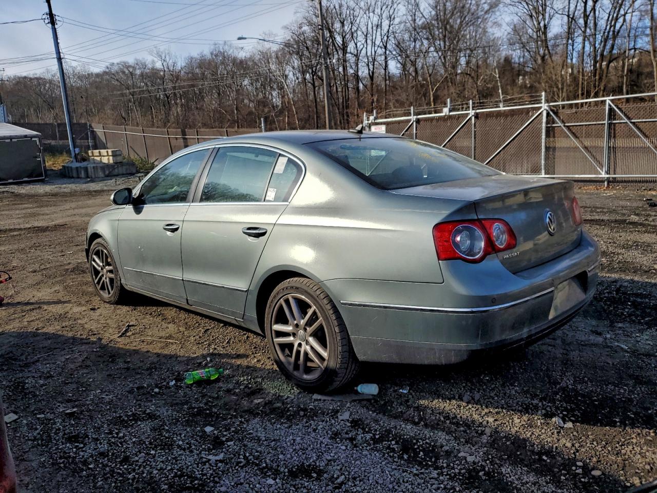 2008 VOLKSWAGEN PASSAT LUX photo 2