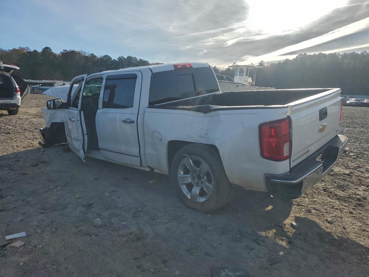 2016 CHEVROLET SILVERADO C1500 LTZ photo 2