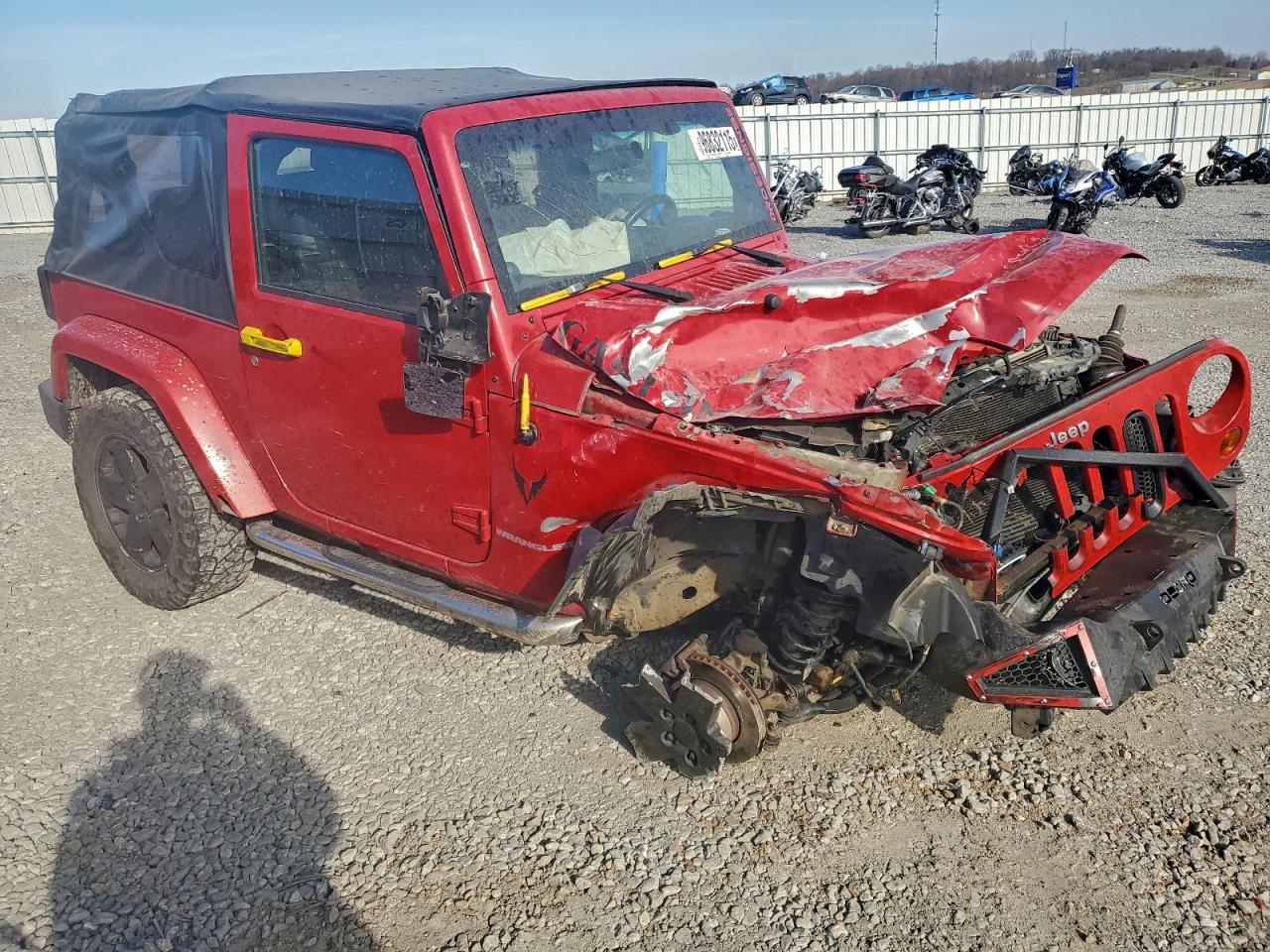 2011 JEEP WRANGLER SAHARA photo 4