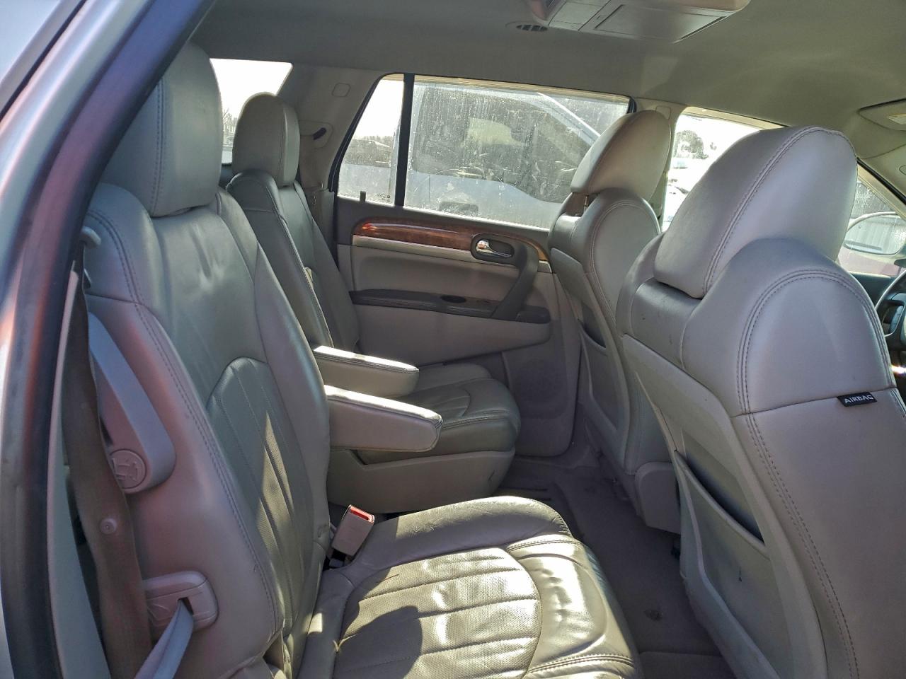 2011 BUICK ENCLAVE CXL photo 11