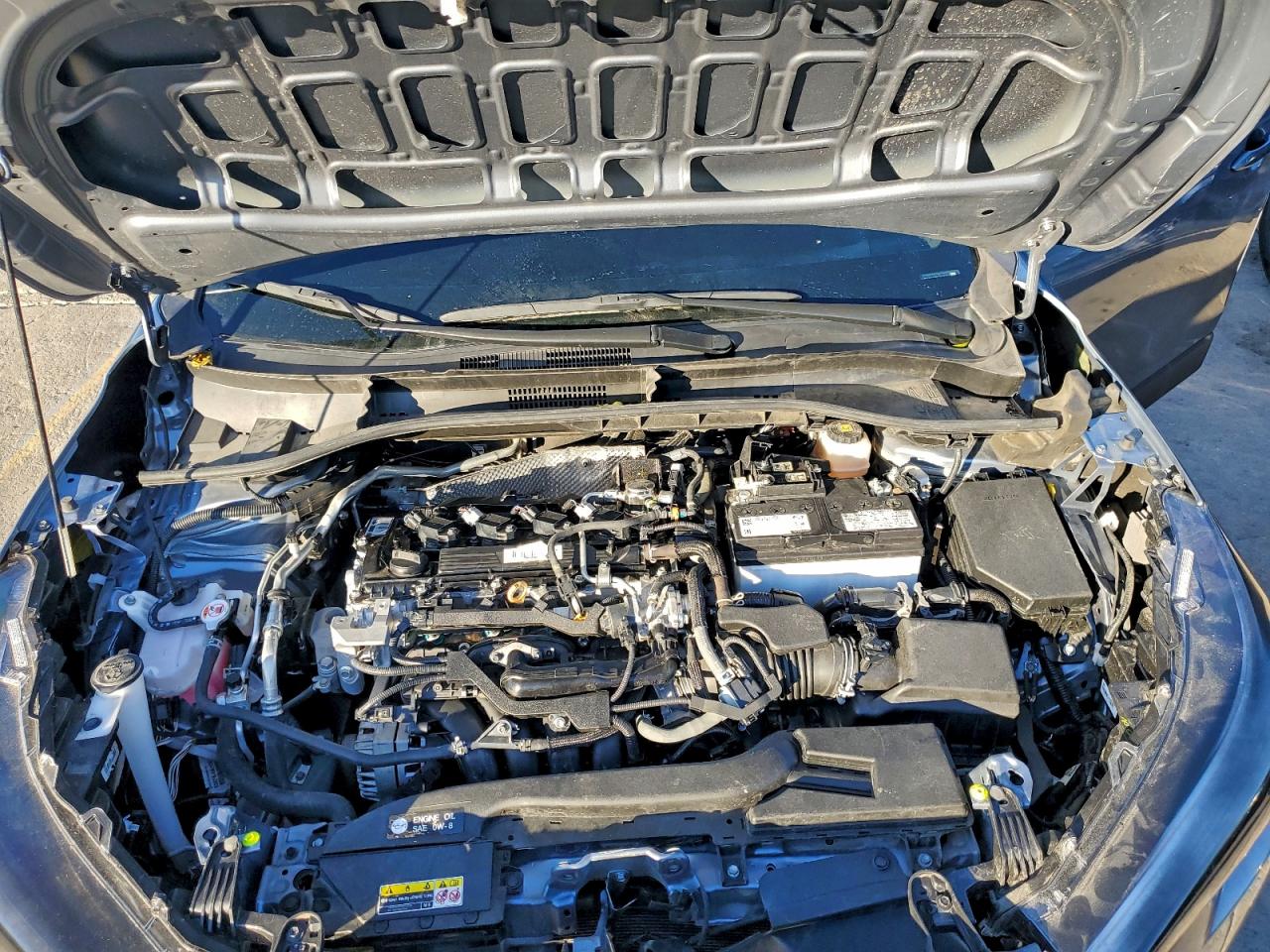2024 TOYOTA COROLLA CROSS XLE photo 12