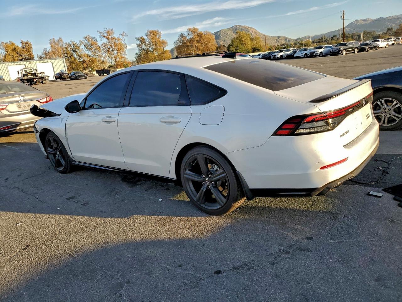 2025 HONDA ACCORD HYBRID SPORT-L photo 2