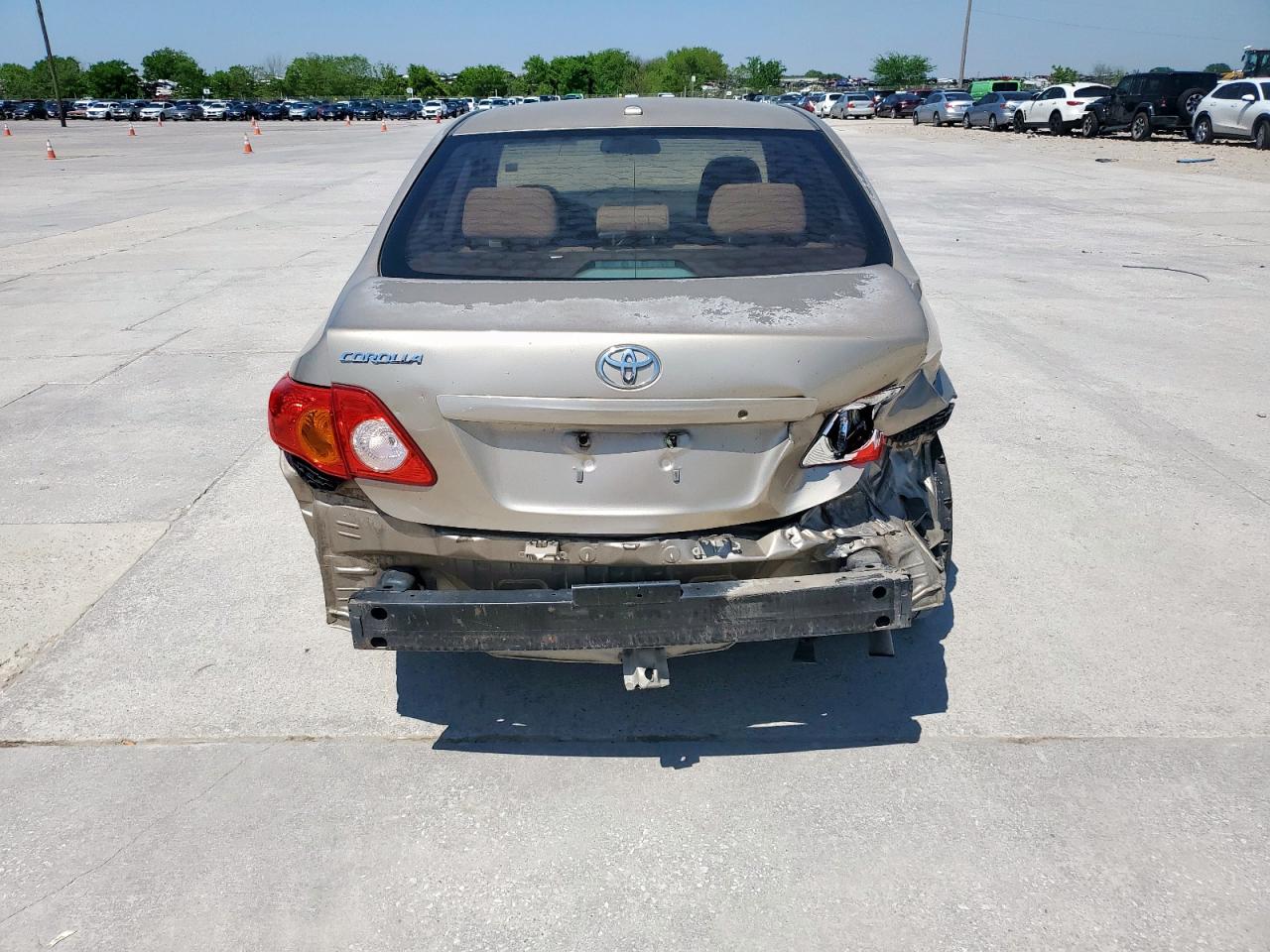2010 TOYOTA COROLLA BASE photo 6