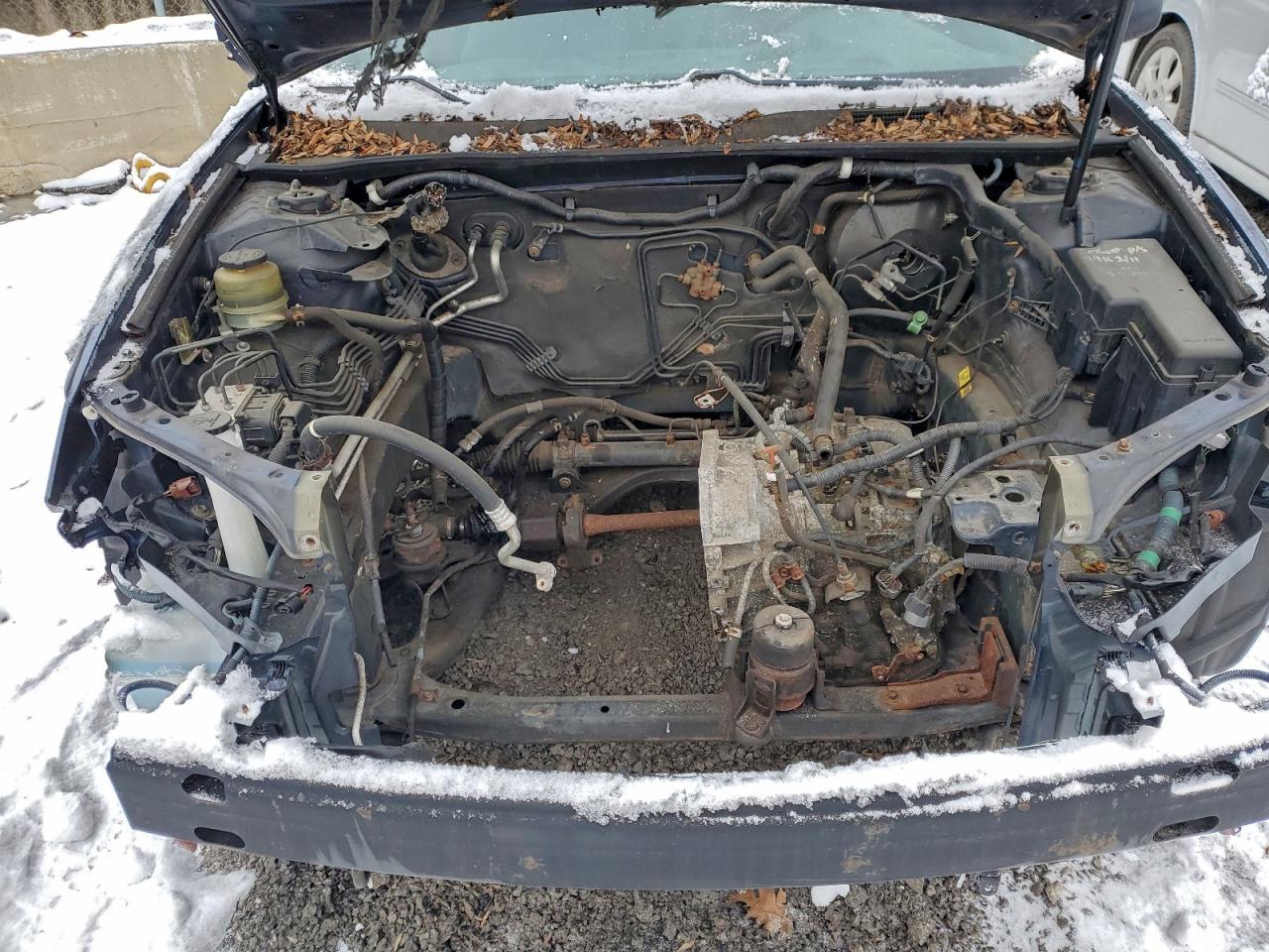 2003 TOYOTA CAMRY LE photo 11