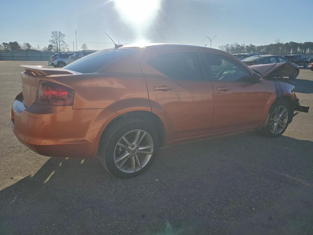 2011 DODGE AVENGER MAINSTREET photo 3
