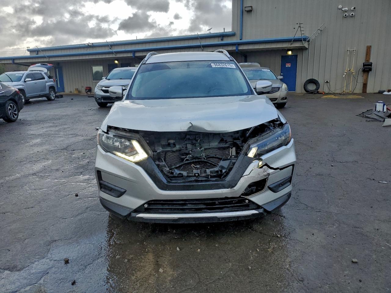 2017 NISSAN ROGUE S photo 5