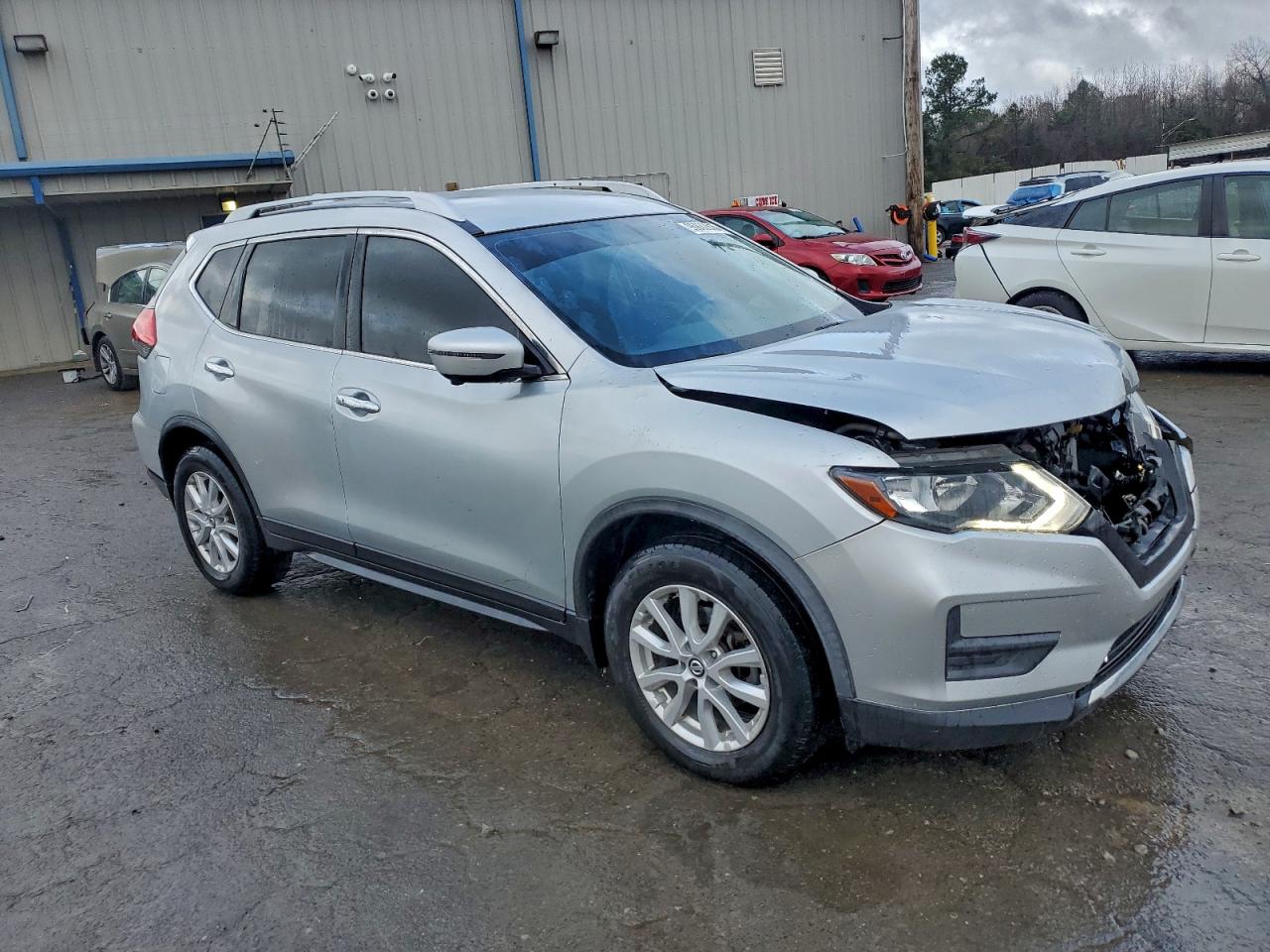 2017 NISSAN ROGUE S photo 4
